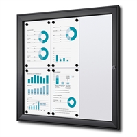 Eksklusiv oppslagsskap i svarteloxeret aluminium med lakkert stål bakplate og låsbar dør.